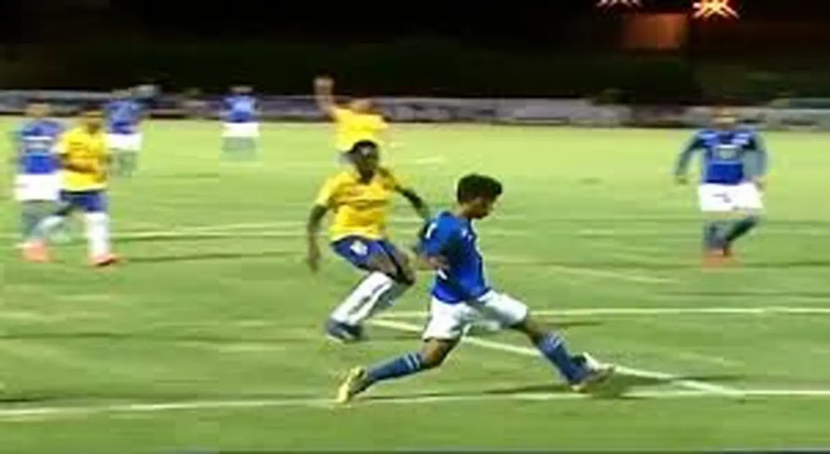 ویدیو/حواشی ادامه دار بازی استقلال تهران و نفت آبادان