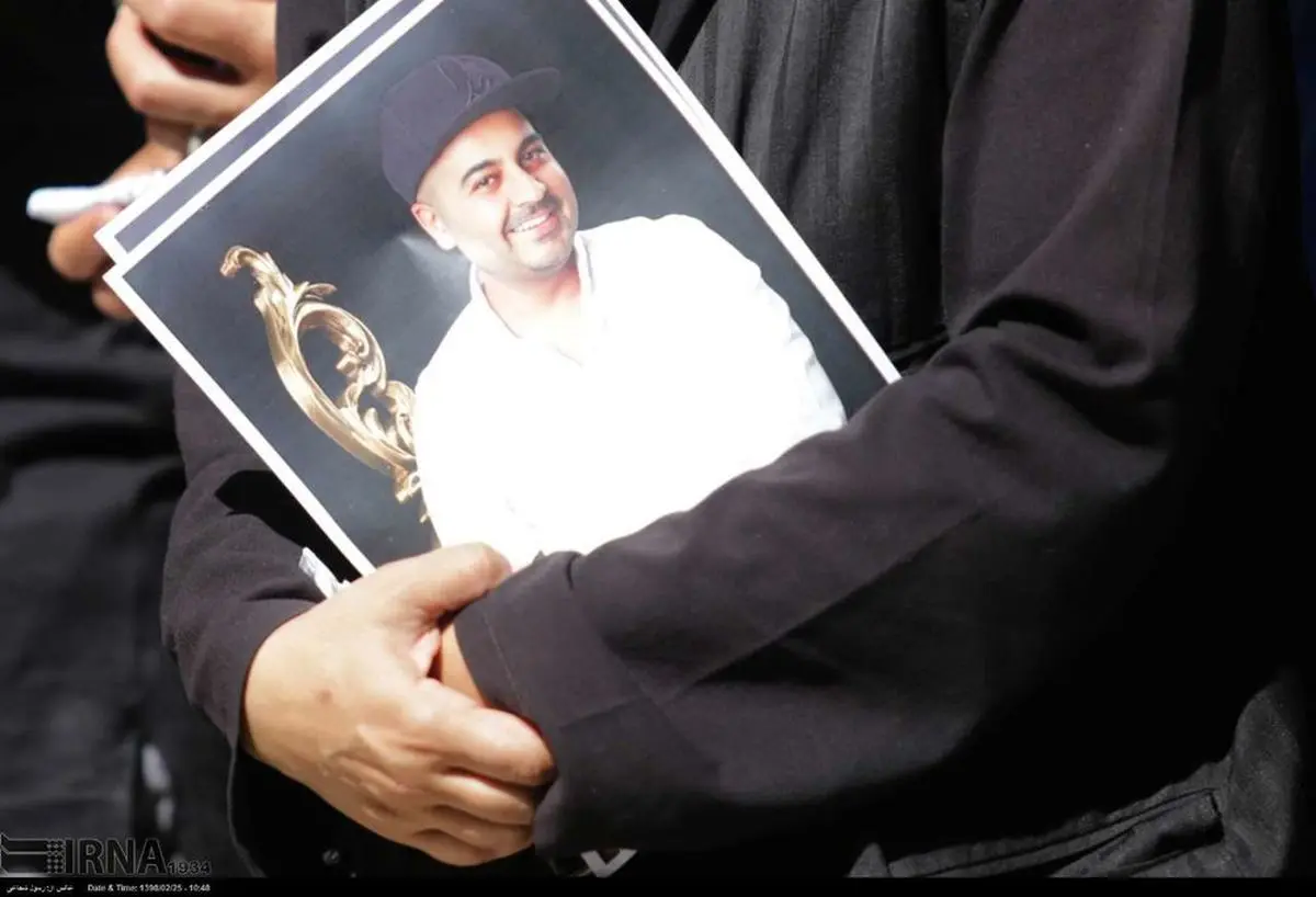 اولین ویدئو از مراسم وداع با پیکر بهنام صفوی