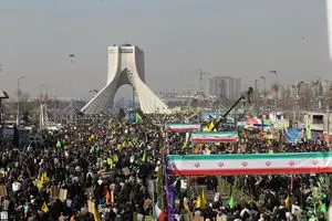 راهپیمایی ۲۲ بهمن ۱۴۰۴ در سراسر کشور آغاز شد