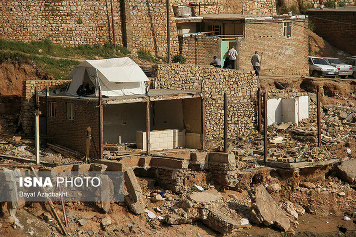 اهدای کمکهای شیعیان هندوستان به سیلزدگان کشور