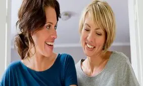 بهترین روش برای داشتن موهای درخشان و براق