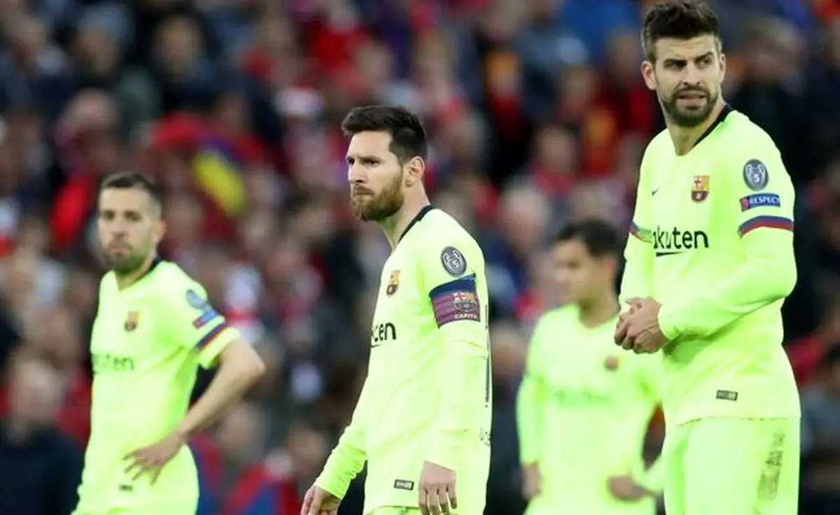 واکنش کاپیتان آژاکس به احتمال حضور در بارسلونا