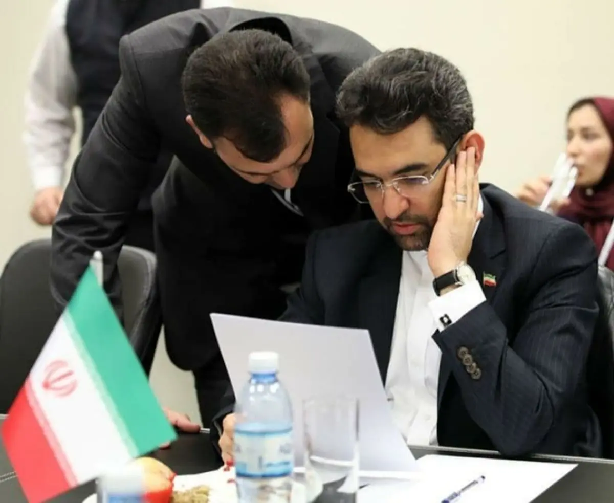 آذری جهرمی: از تهدیدها، فرصت می‌سازیم/موفقیت سپر دفاعی برای سیستم‌های اتوماسیون صنعتی