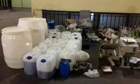 ۲ هزار لیتر مشروبات الکلی دست‌ساز در ارزوئیه کشف شد