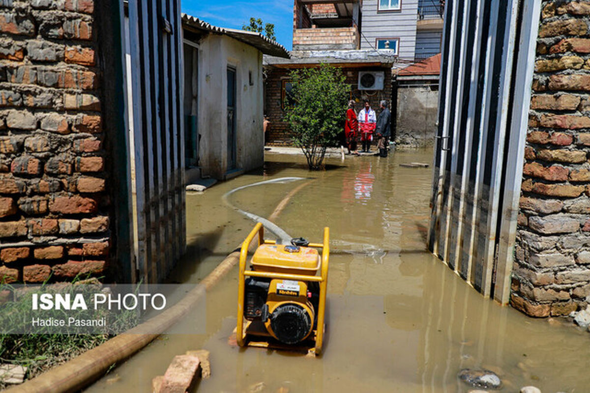 خسارت 70 درصدی تعدادی از منازل شهر آشخانه به علت بارش شدید باران