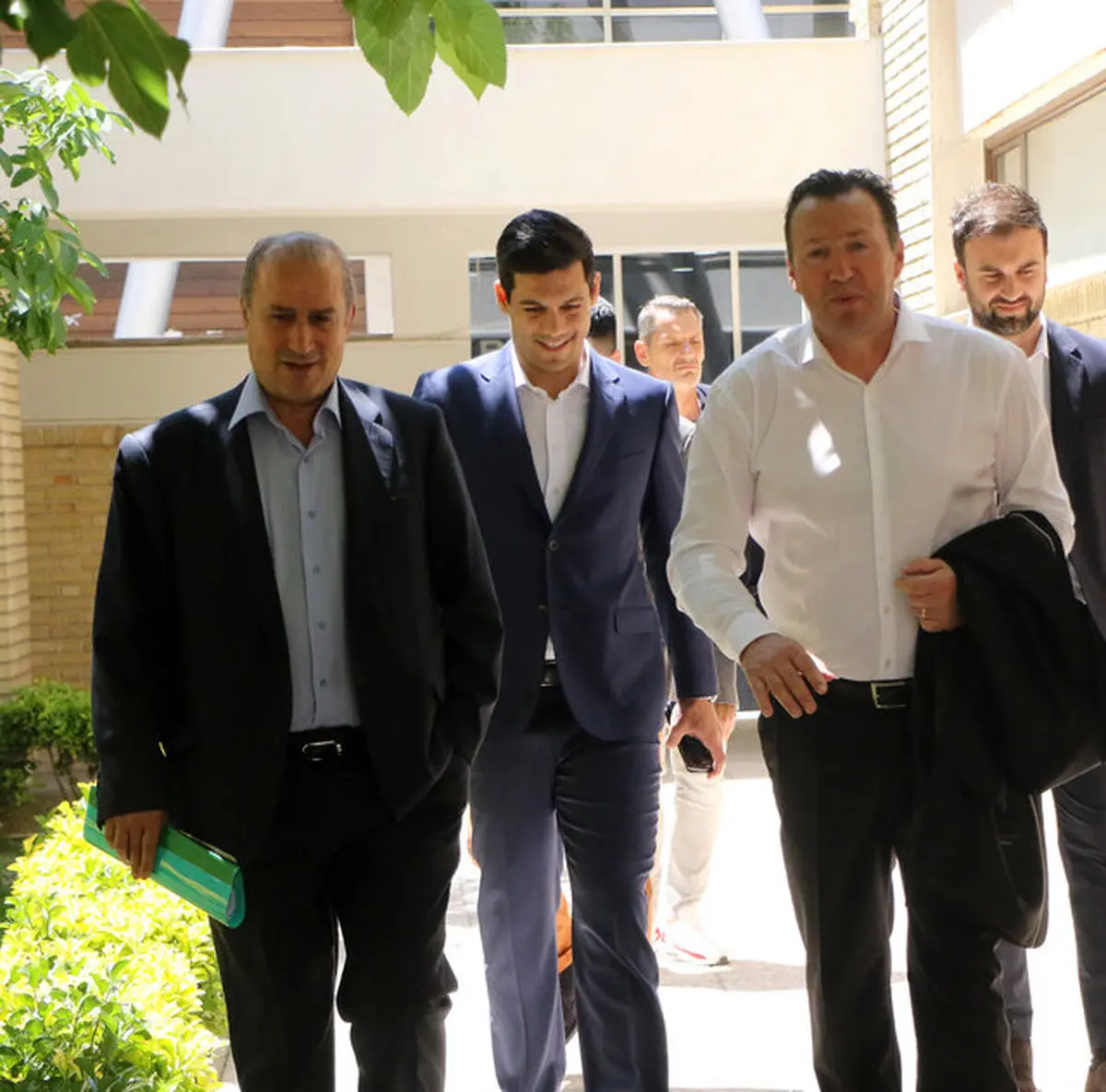 شکوری: با ویلموتس تقریبا توافق کردیم/ در حق او و رزومه‌اش کم‌لطفی می‌شود