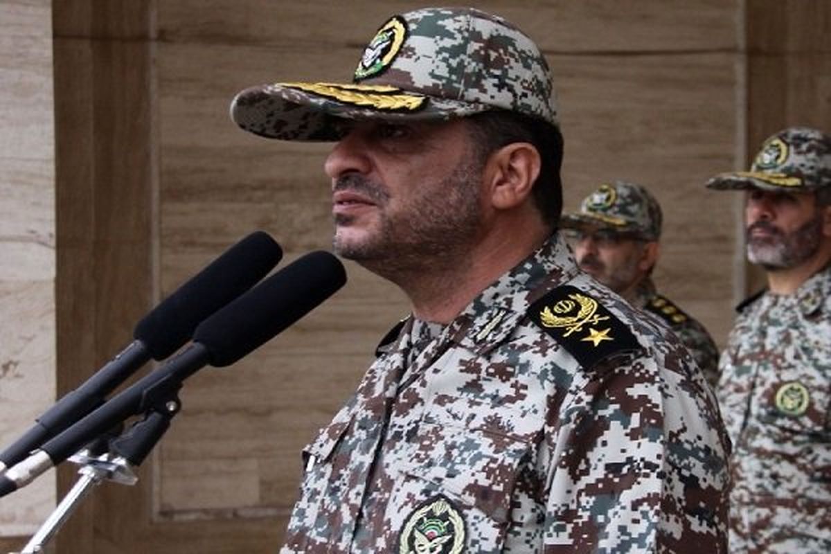 تحریمهای دشمنان عزم ما را در تولید تجهیزات دفاعی مستحکمتر کرد