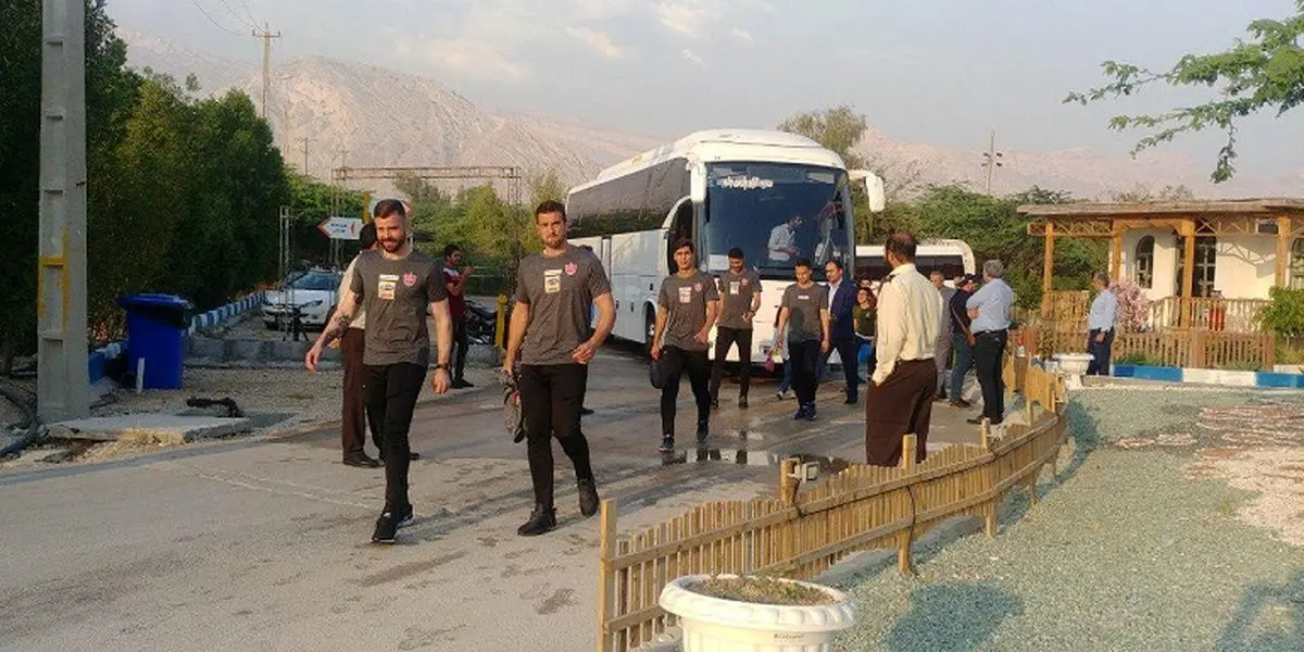 پرسپولیسی‌ها به دهکده پازارگاد رسیدند