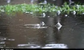 آب گرفتگی معابر در آزاده+فیلم