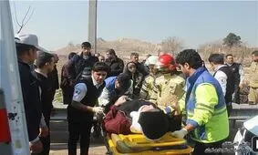 تصادف زنجیره‌ای در کرمان ۱۳ مصدوم برجای گذاشت