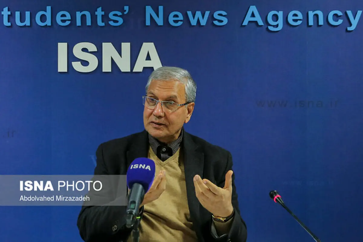 علی ربیعی از محدودیت پیام‌سازان ملی سخن گفت