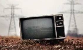 «قرمز» و «صورتی» فیلم‌های سینمایی تلویزیون می‌شوند