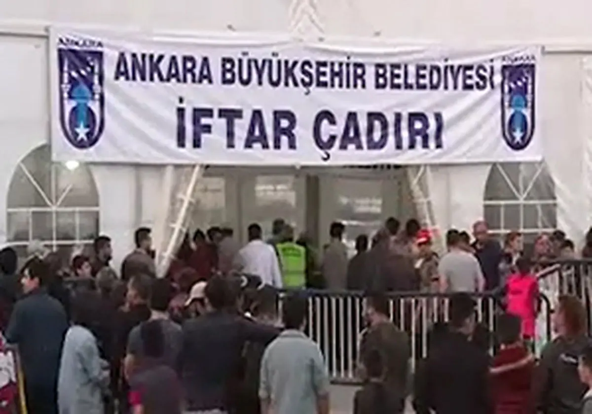 آیین‌های ماه مبارک رمضان در ترکیه + فیلم