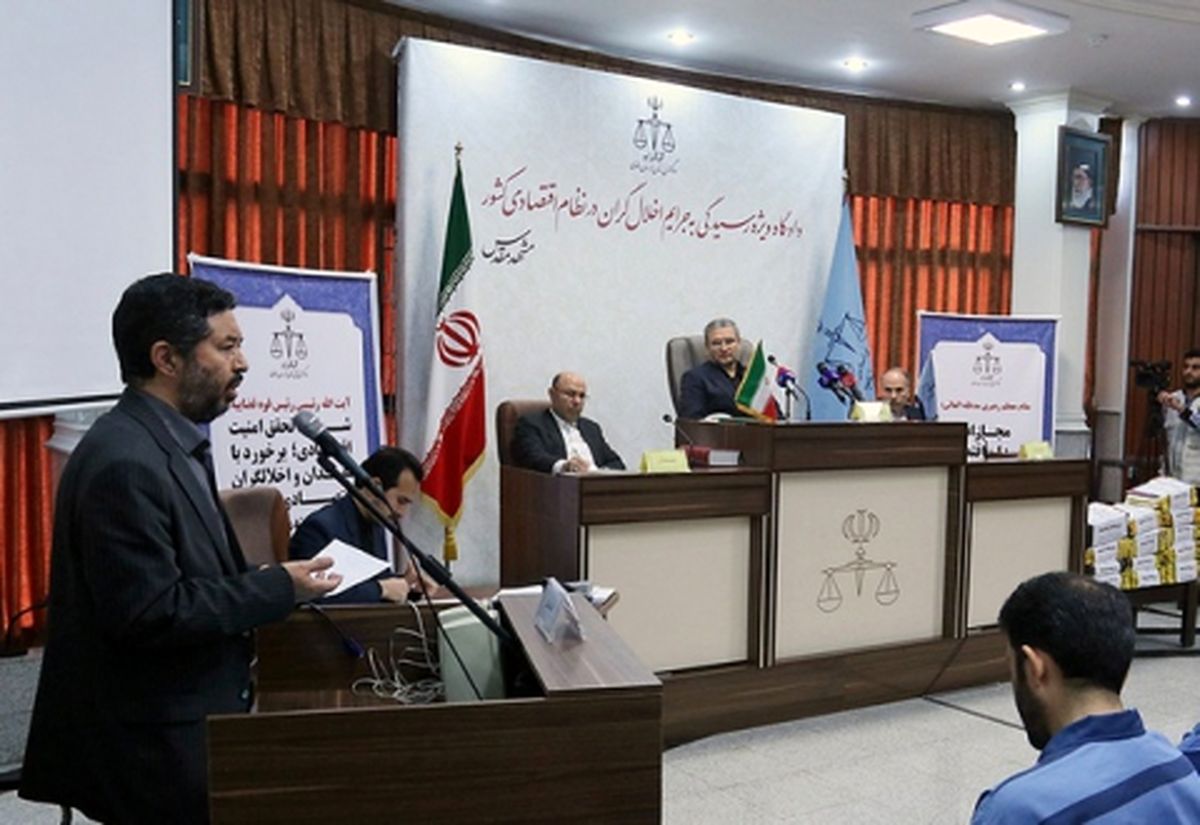 دادستان مشهد: با قاطعیت قانون را در مورد متهمین «شرکت پدیده» اجرا میکنیم/ به افراد تفرقهافکن هشدار داده شده