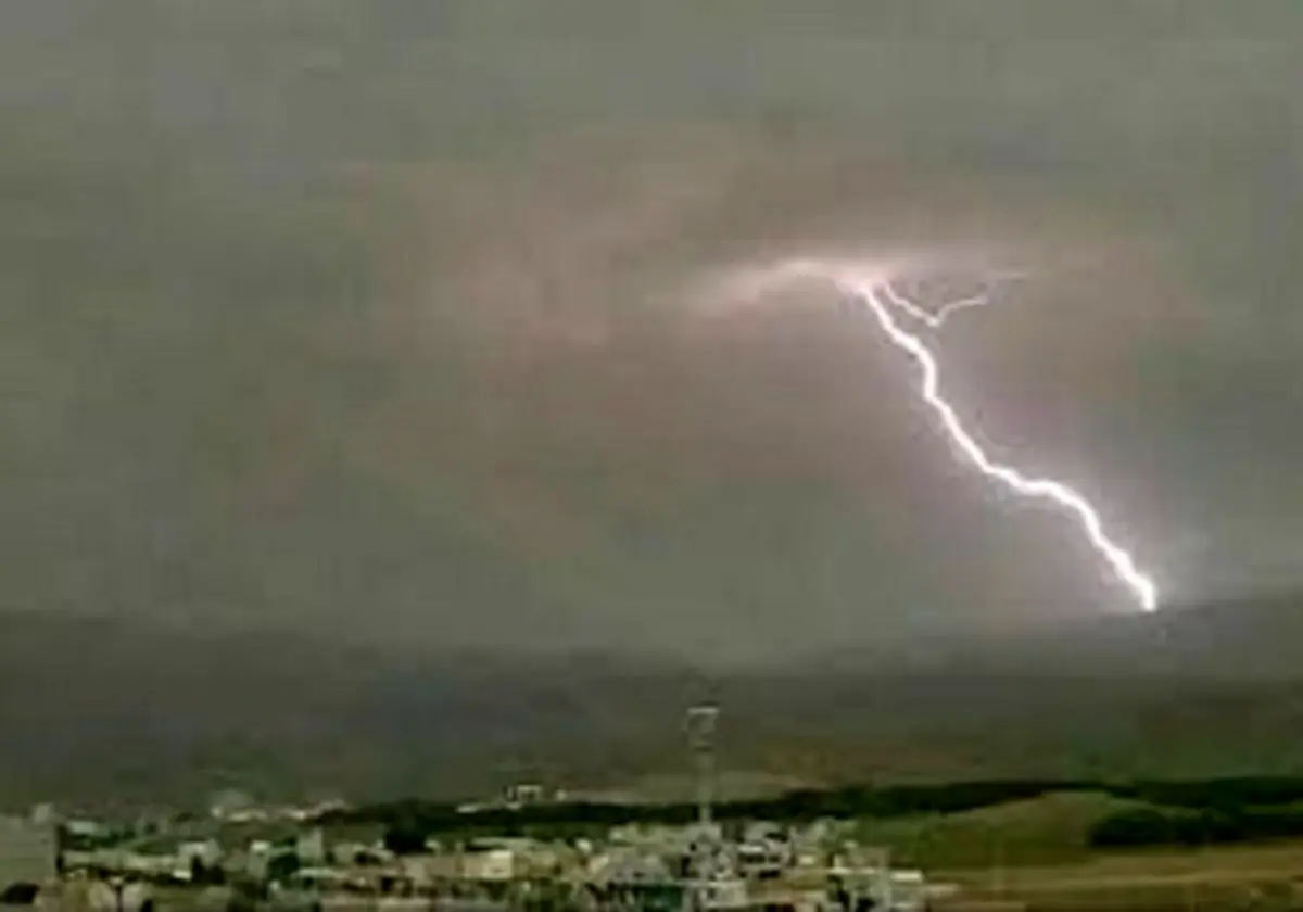 صاعقه جان کشاورز قهدریجانی را گرفت