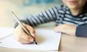 سگ خانگی مأمور کنترل مشق شب دختر بی‌نظم + عکس