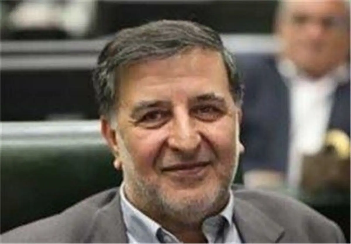 یک نماینده مجلس:کارگرانی که حقوق‌شان از یک میلیون کمتر است، چه نیاز به معافیت مالیاتی ۲ میلیونی دارند