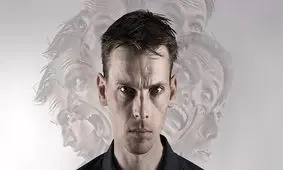 این افراد بیشتر در معرض ابتلا به اسکیزوفرنی قرار دارند