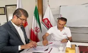 گل ‌محمدی با پدیده شهر خودرو تمدید کرد