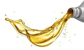 قیمت روغن موتور در سایه غفلت دستگاه‌های نظارتی ۷۰ درصد گران شد!/ با متخلفان برخورد می‌شود