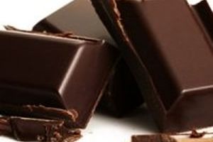 شکلات تیره: میان وعده مناسب برای کاهش استرس و سلامت قلب