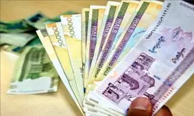 یوسف‌نژاد خبر داد: اصرار مجلس بر افزایش حقوق ۴۰۰ هزار تومانی به اضافه تا ۱۰ درصد