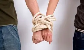 افراد دارای اختلال شخصیت وابسته چه خصوصیاتی دارند؟