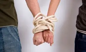 افراد دارای اختلال شخصیت وابسته چه خصوصیاتی دارند؟