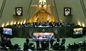 فراز و فرودهای مجلسی همراه دولت / یک سال پس از عبارت «تَکرار می‌کنم»