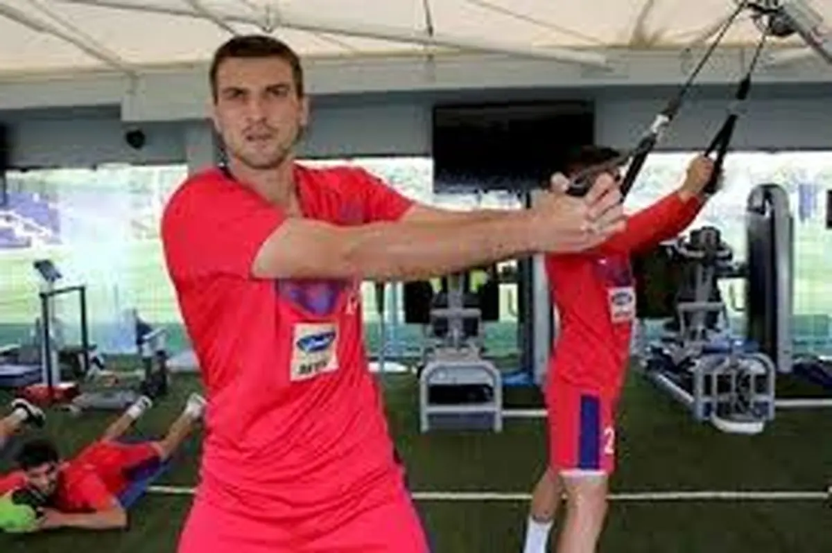 مهاجم پرسپولیس دیدار با السد قطر را از دست داد