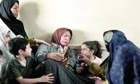 هدایت فیلم سکان پخش «ویلایی‌ها» را در دست می‌گیرد