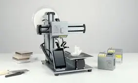 از جوراب‌های کاهش درد تا چراغ‌های پوشیدنی