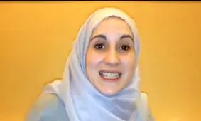 دختر انگلیسی که آرزوی دیدار رهبرمعظم انقلاب را داشت+ فیلم