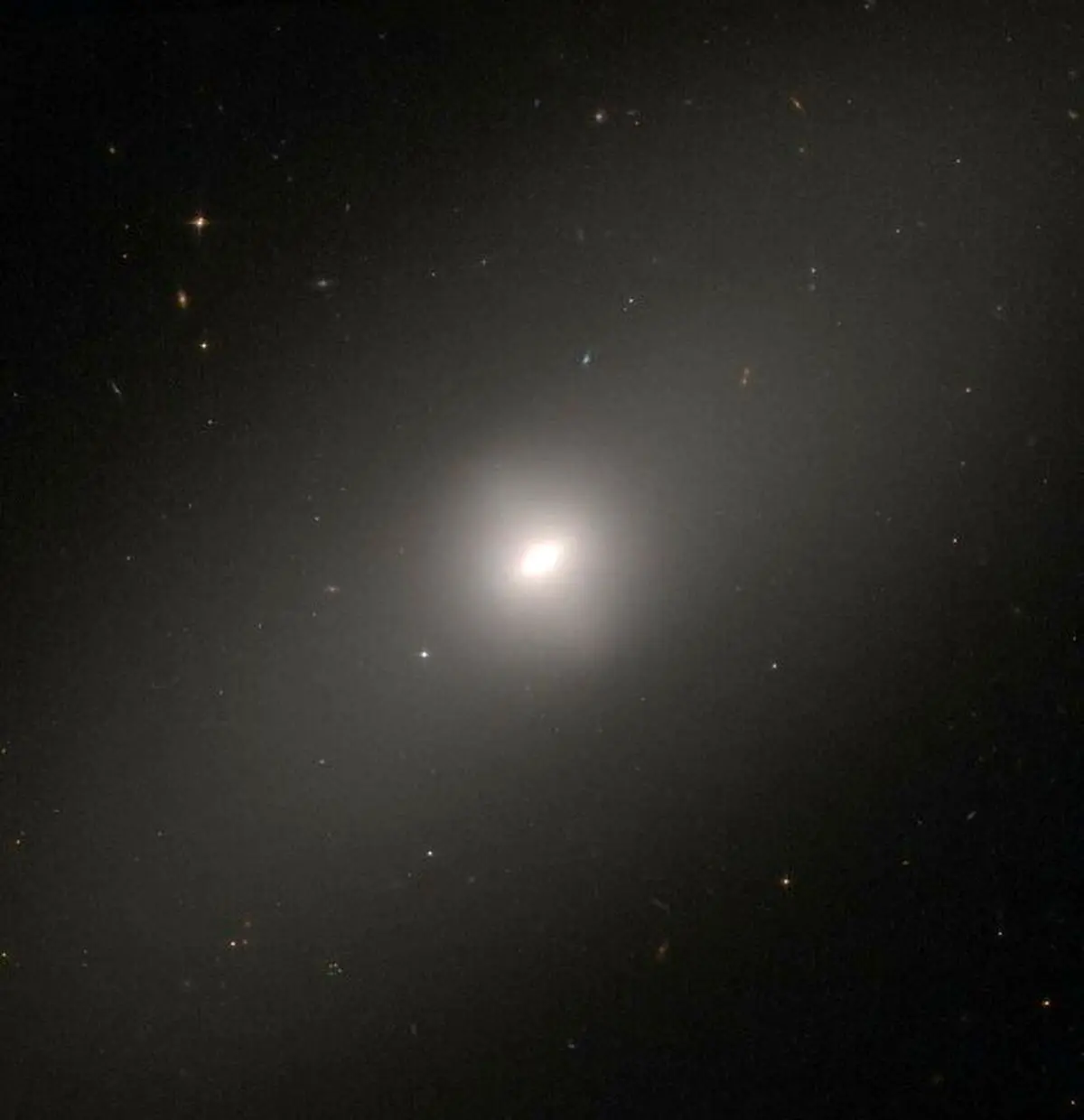 ستارگانی که ۱ میلیارد سال عمر دارند