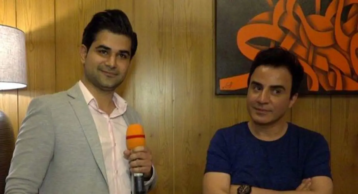 اگر کمک به کودکان معلول و بی‌سرپرست "شو" است، من عشق می‌کنم/ من مجری برنامه کودک هستم و مانند بچه‌ها کاری به سیاست‌گذاری ندارم