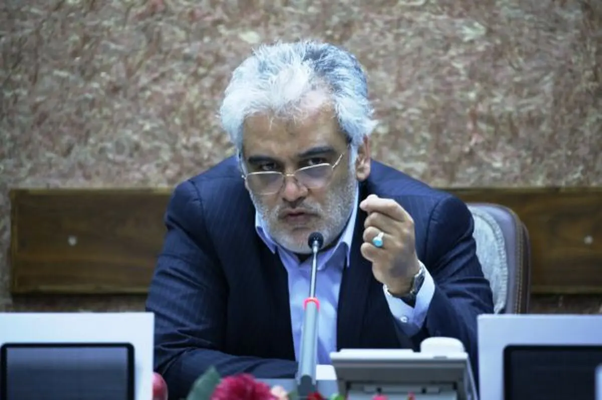 ایده های چپ در اداره دانشگاه نسخه درمان نیست/ ایده مکتب نیاوران را قبول ندارم/ بخشی از علم زکات است که باید بدون پول در اختیار مردم گذاشت