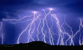 صاعقه جان یک نفر را در لرستان گرفت