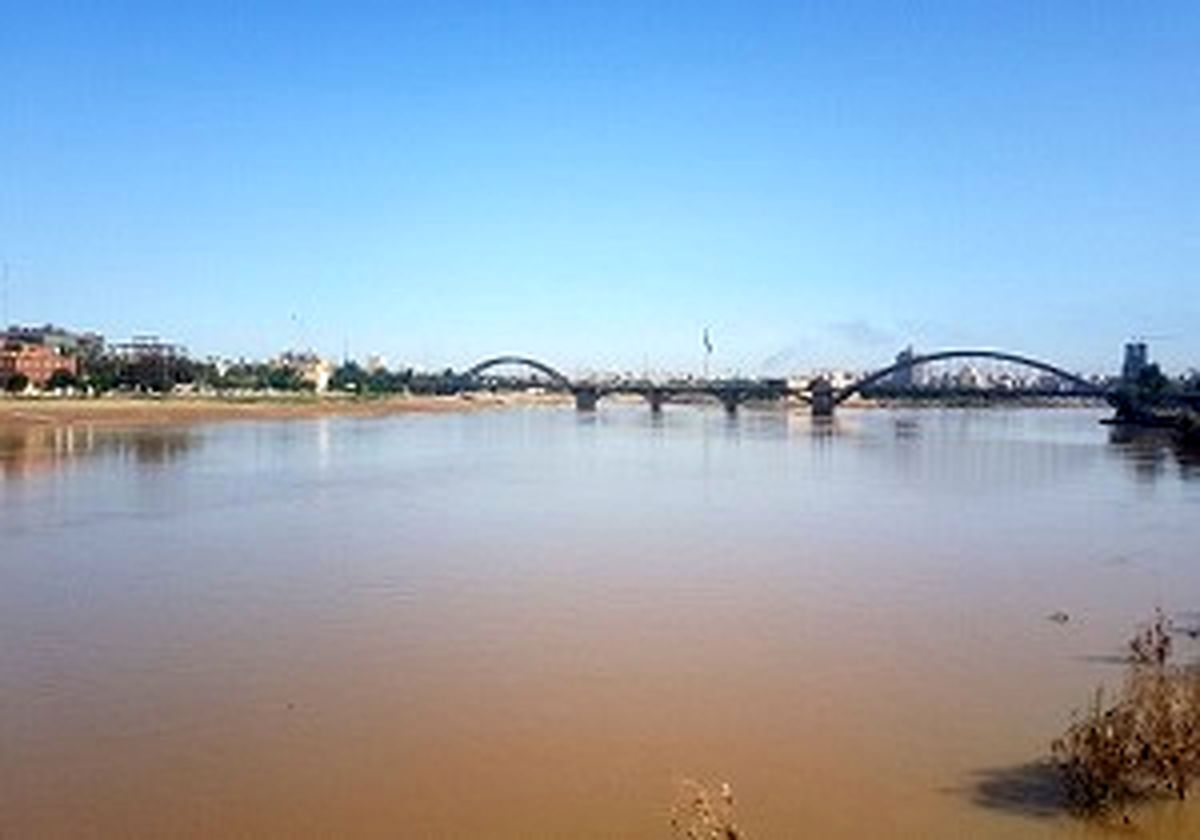 سقوط ۲ نفر در رودخانه کارون اهواز