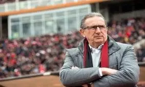 قرارداد لیکنز، مانع ثبت قرارداد سرمربی جدید تراکتورسازی