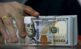 پیشتازی دلار در برابر یورو و پوند