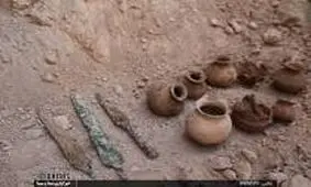 ۲۳۳ قلم اشیای عتیقه اصل در استان همدان از قاچاقچیان کشف و ضبط شد