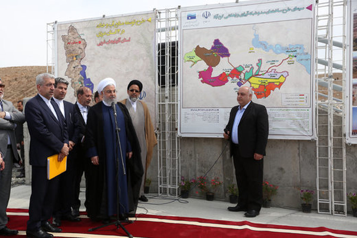 روحانی: آمریکا ۲ ساعت پس از تهدید ایران، از موضعش عقب‌نشینی کرد