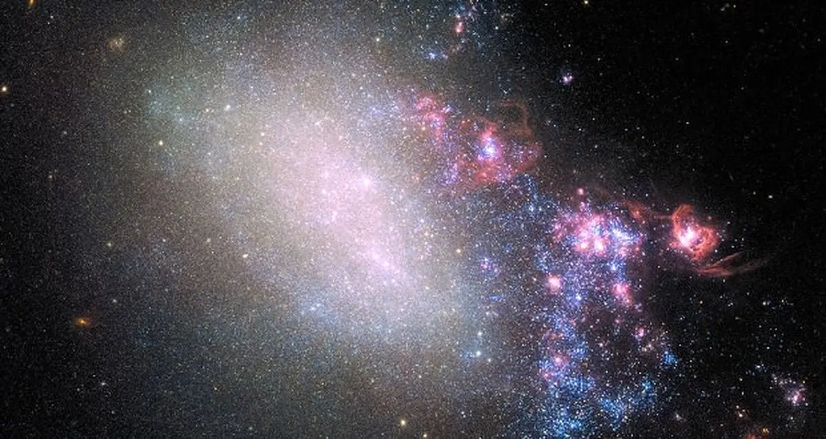 تلسکوپ فضایی هابل تصویری از یک کهکشان غیر عادی را به ثبت رساند