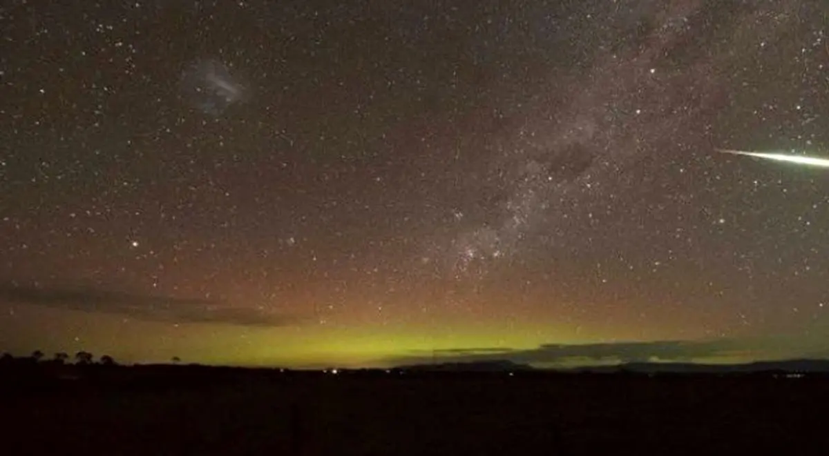 وحشت در آسمان استرالیا از بارش شهابی + فیلم