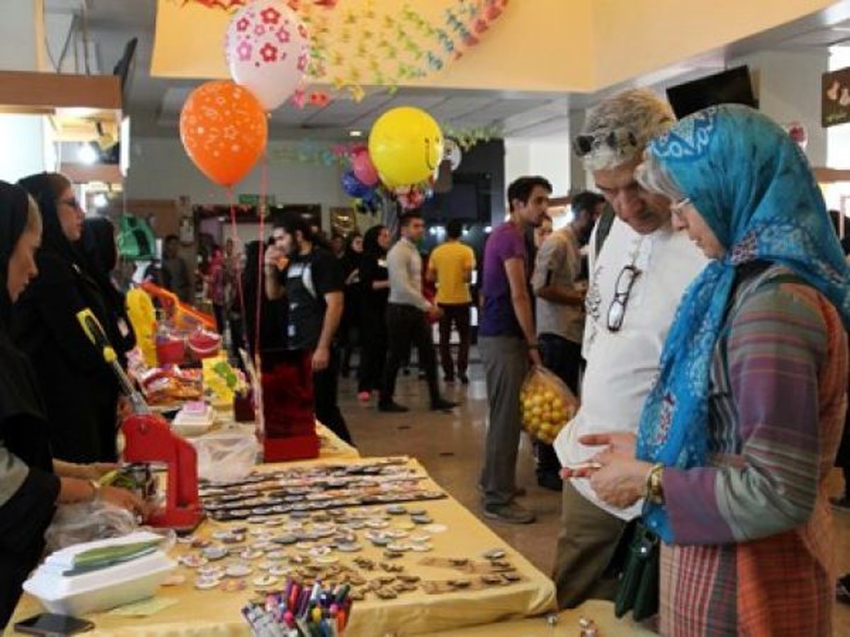بازارچه خيريه رمضان در نمایشگاه بین المللی تهران/ فروش ٢٥٠٠ محصول با كيفيت توليد مددجويان