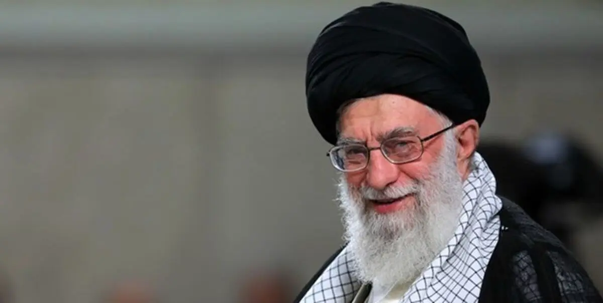 حاشیه‌هایی از دیدار رمضانی دانشجویان با رهبر انقلاب/ از نگاه صمیمی و لبخند پدرانه رهبری تا ثبت یک لحظه بیادماندنی