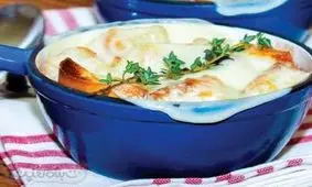 طرز تهیه “سوپ پیاز فرانسوی” با دستوری اصولی