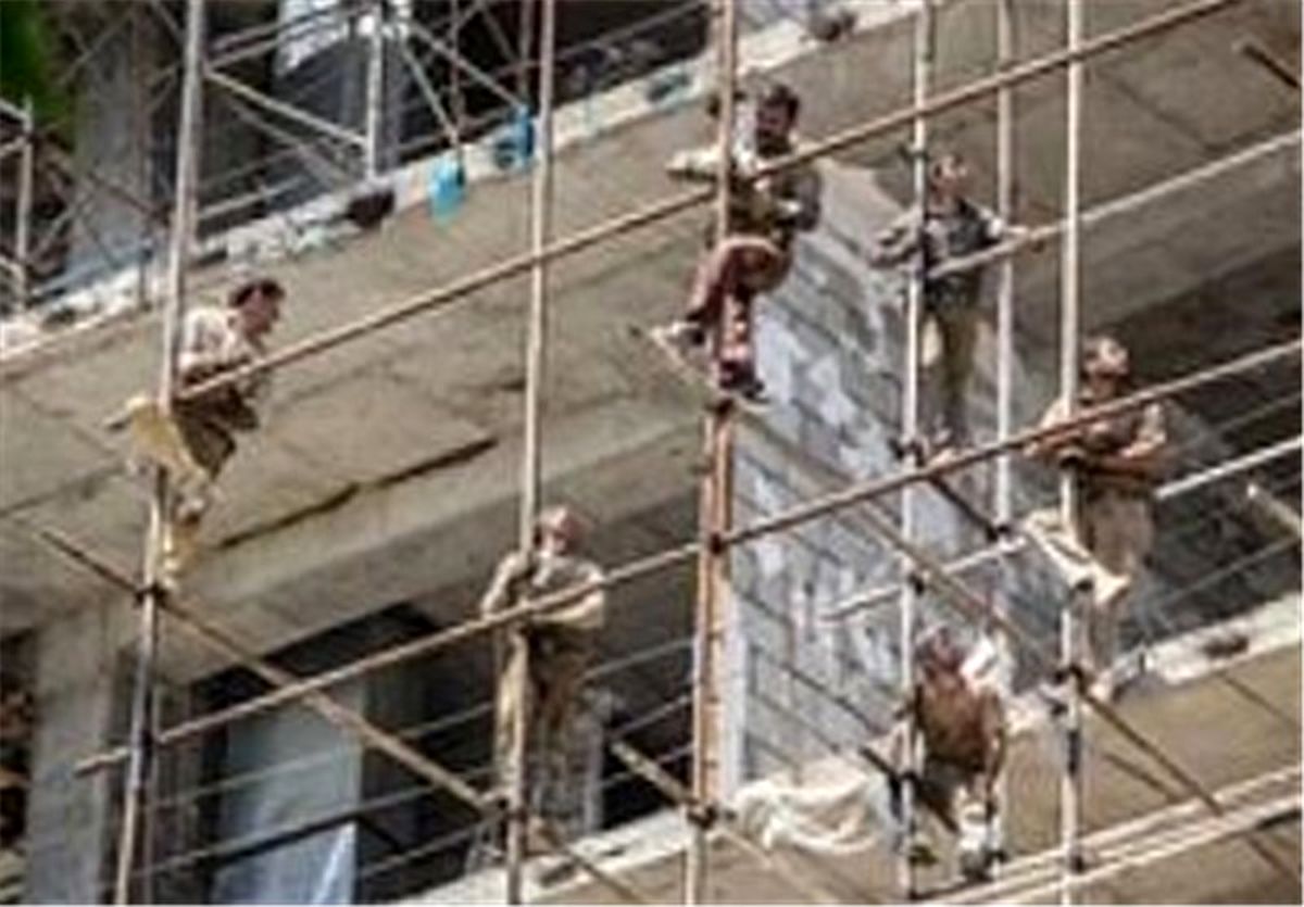 ثبت‌نام در سامانه خدمات رفاهی ایران، شرط ارائه خدمات به کارگران ساختمانی‌