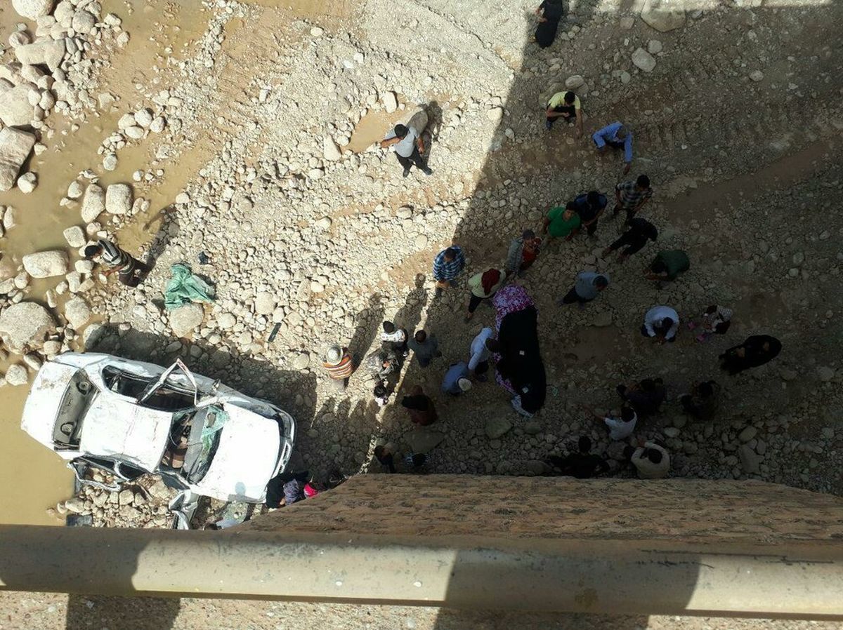 سقوط سمند از پل «بابازید» پلدختر یک کشته و یک مجروح بر جای گذاشت