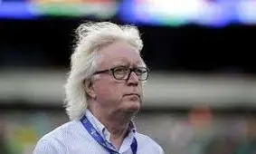 تبریک وینفرد شفر به مناسبت سال نو/عکس